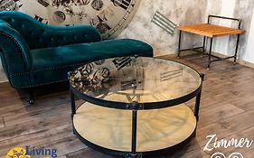 Living Instyle