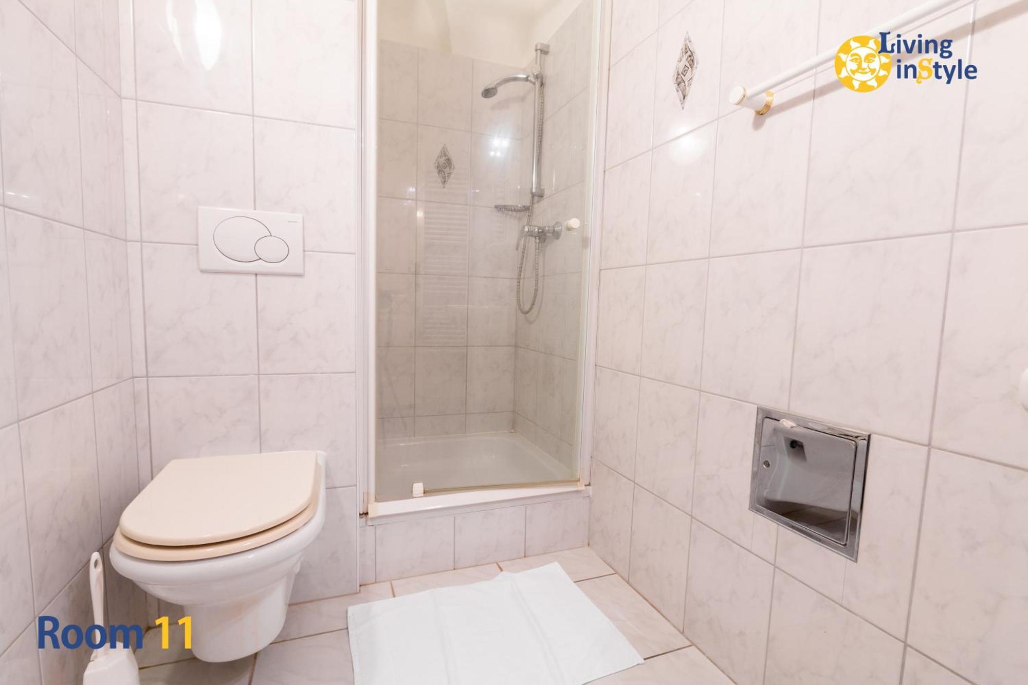 Living Instyle Appartement Krems an der Donau Kamer foto