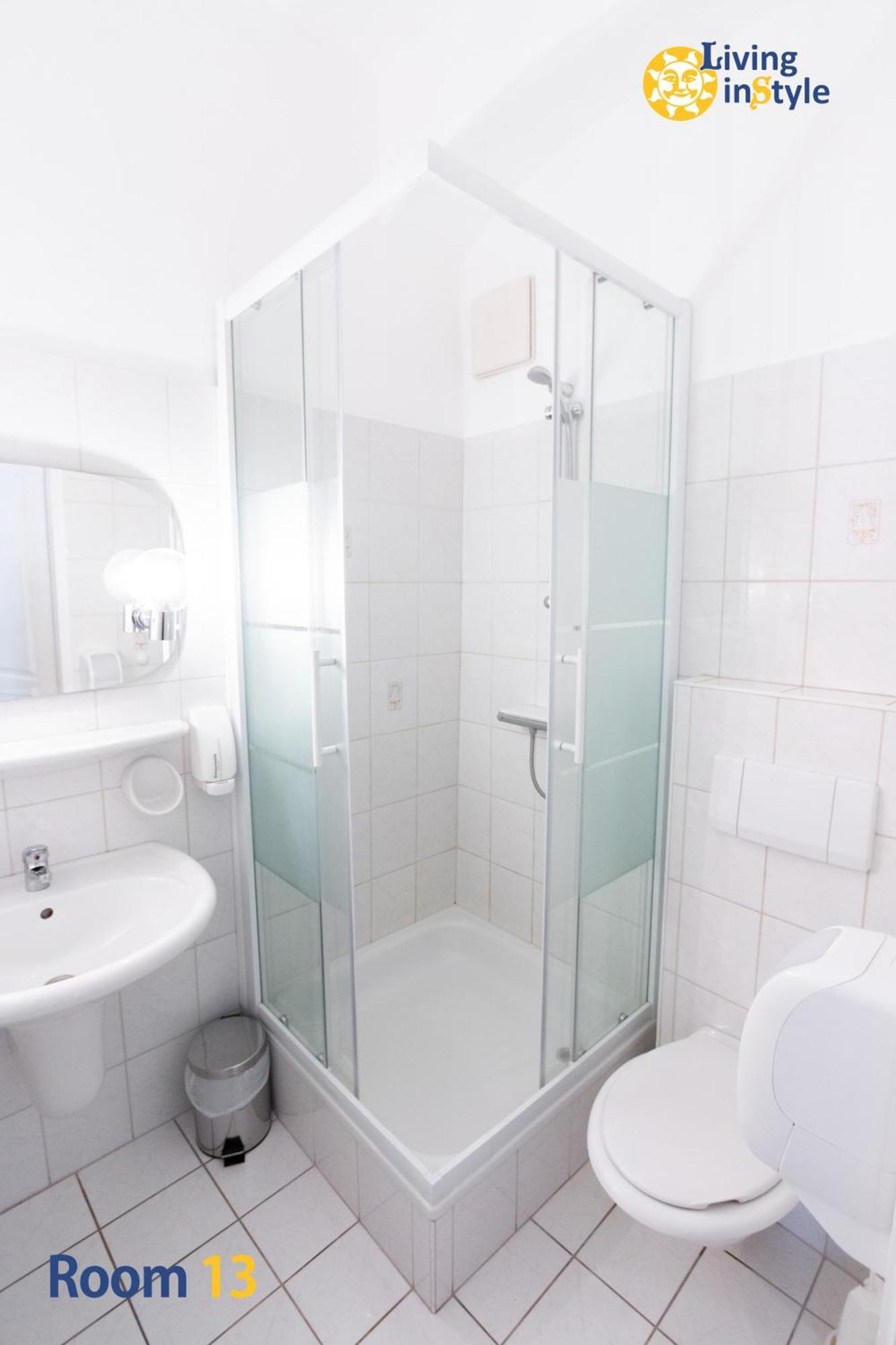 Living Instyle Appartement Krems an der Donau Kamer foto