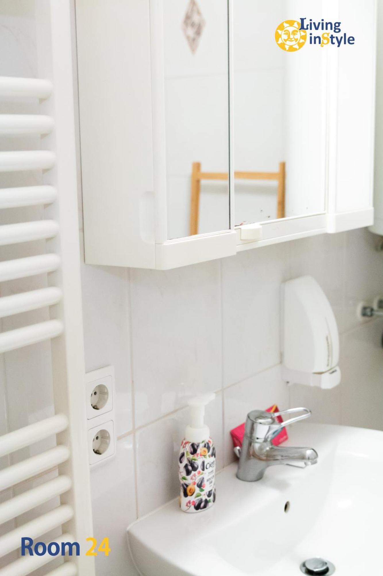 Living Instyle Appartement Krems an der Donau Kamer foto