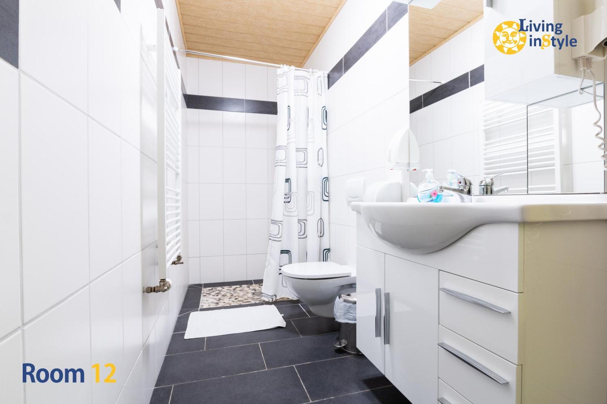 Living Instyle Appartement Krems an der Donau Kamer foto